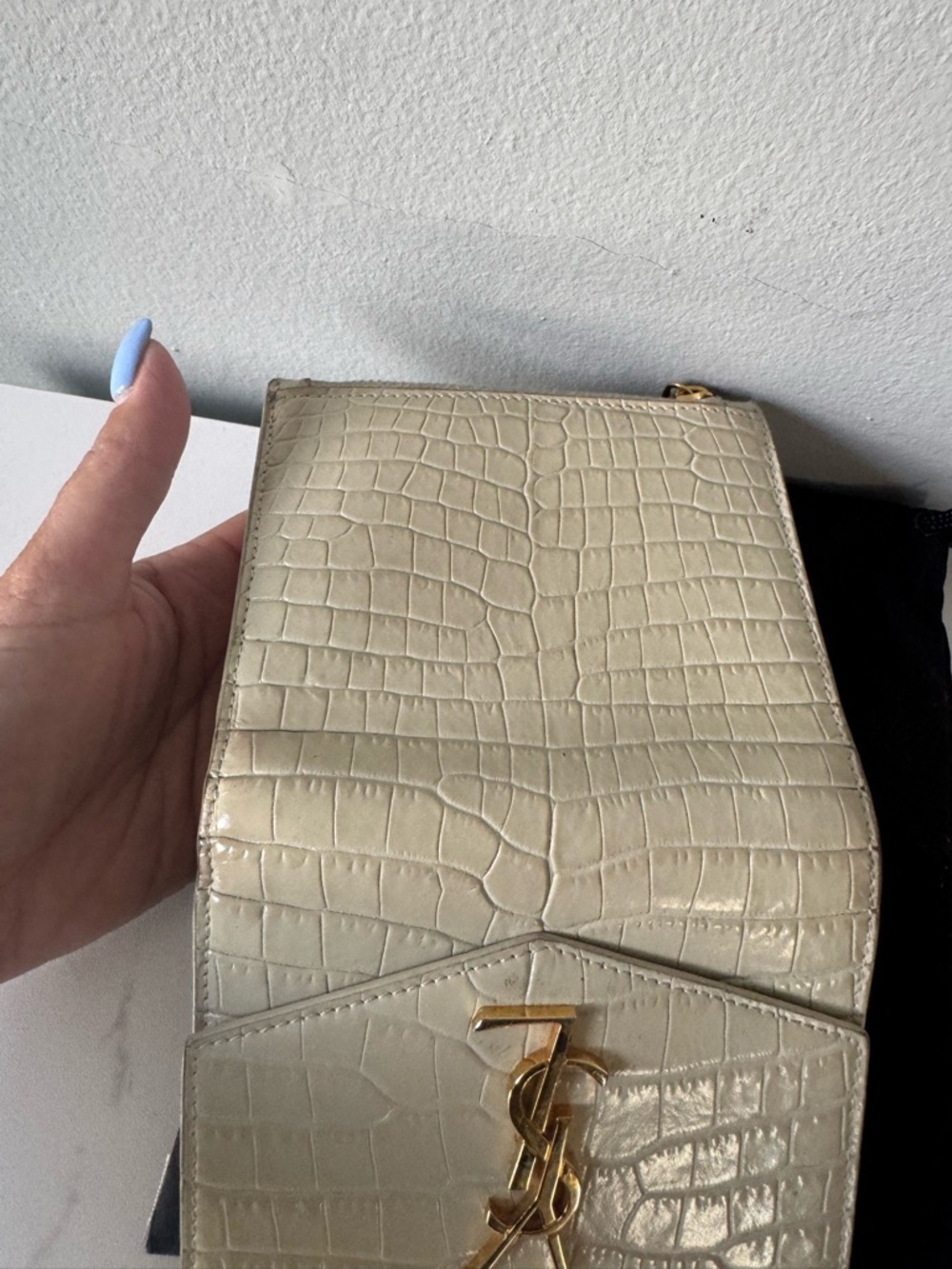 Saint Laurent Cream Croc-Embossed Leather Small Wallet - Picture 4 of 16